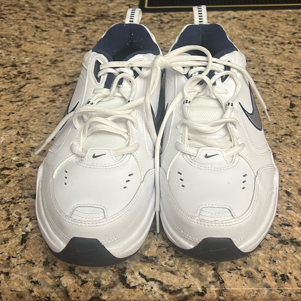 Nike air sneakers
